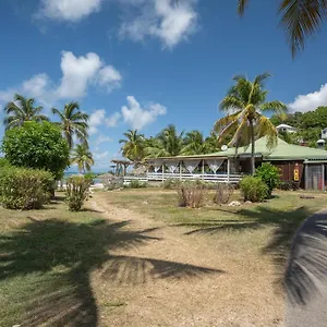 Appartement Charmant Studio En Avec Piscine, Saint-Francois (Grande-Terre)